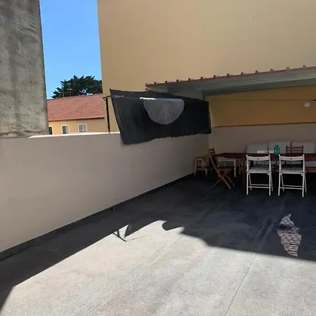 Apartamento T3 Com Terraco * Algés