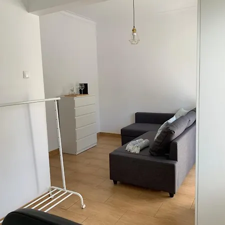 Apartamento T3 Com Terraco Lägenhet Algés